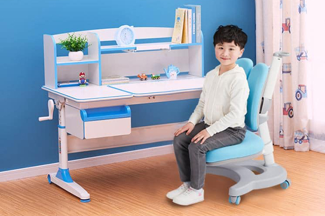 Giới thiệu chung về tầm quan trọng của tư thế ngồi học đối với sức khỏe của trẻ