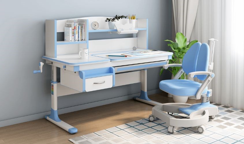 Review bàn học chống gù AngelKids Ưu nhược điểm – Cảm nhận thực tế