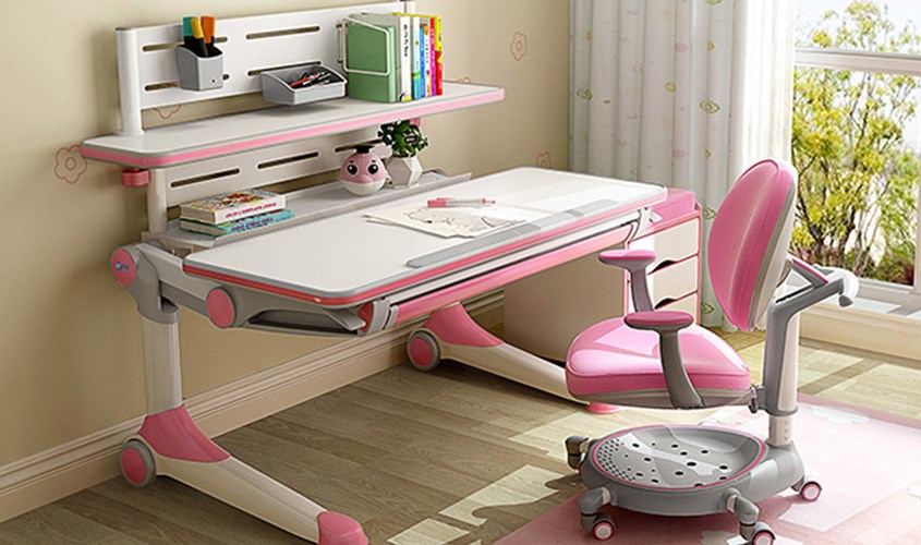 Review bàn học chống gù AngelKids Ưu nhược điểm – Cảm nhận thực tế