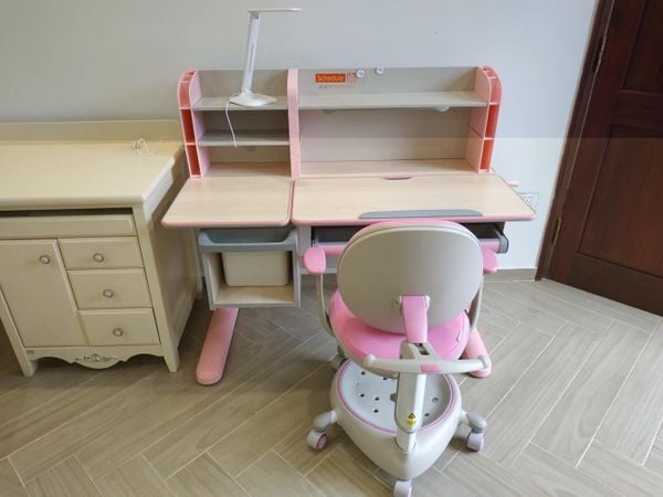 Góc Nghiêng – Thiết kế Bàn Học Chống Gù, Chống Cận Xây Dựng Tương Lai Khỏe Mạnh